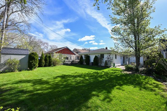 6469 Garden Grove LANE, Glendale, WI 53209