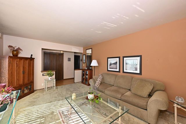 6469 Garden Grove LANE, Glendale, WI 53209