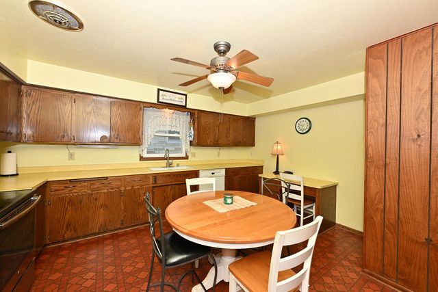 6469 Garden Grove LANE, Glendale, WI 53209