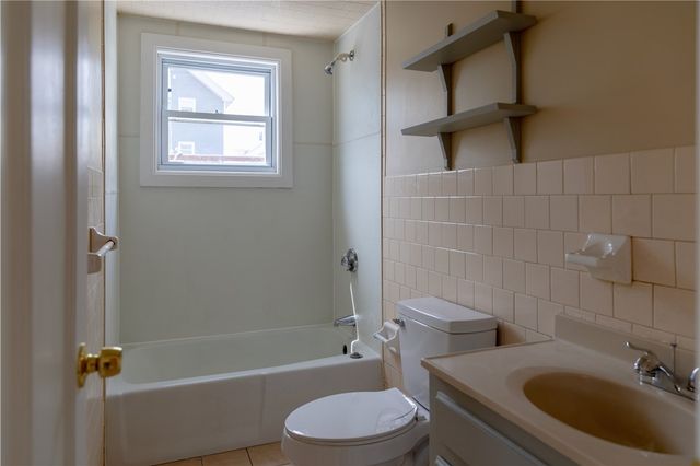 34 Hancock Street 1, Pawtucket, RI 02860