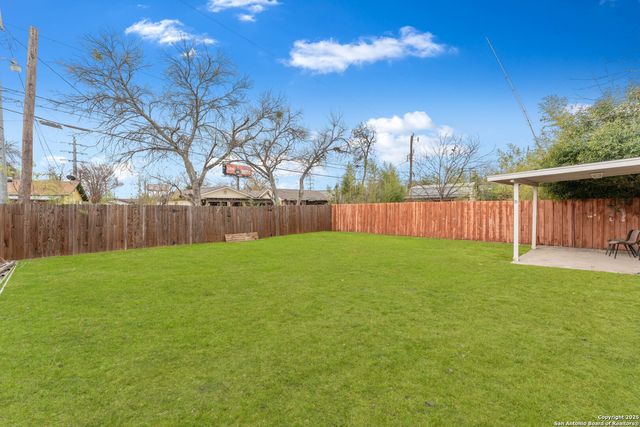 910 REXFORD DR, San Antonio, TX 78216