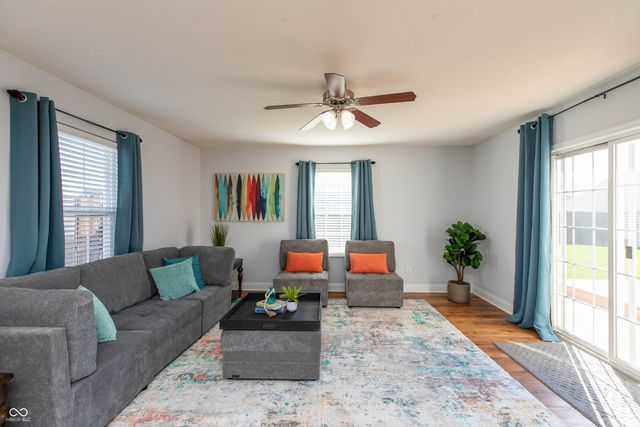 12749 Vikings Lane, Fishers, IN 46037