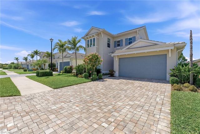 8957 Mustique LN, Naples, FL 34114