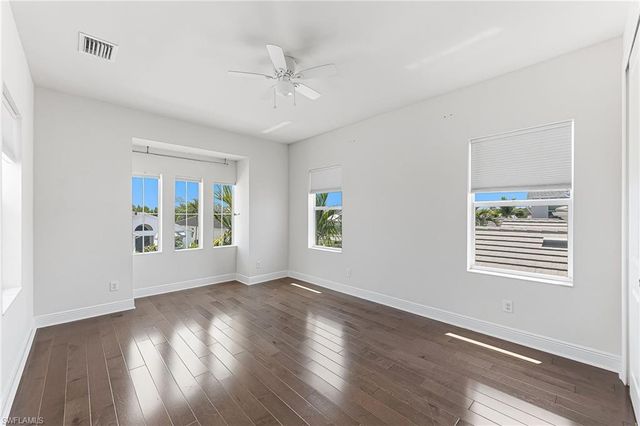 8957 Mustique LN, Naples, FL 34114