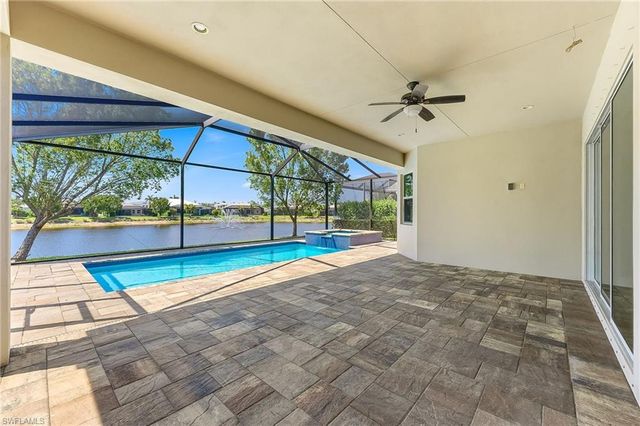 8957 Mustique LN, Naples, FL 34114