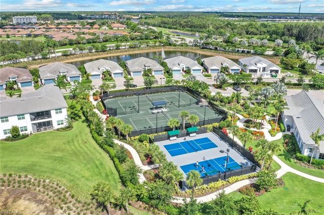 8957 Mustique LN, Naples, FL 34114