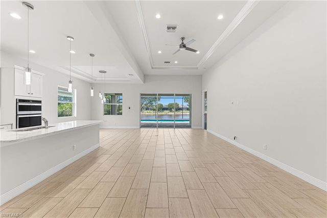 8957 Mustique LN, Naples, FL 34114