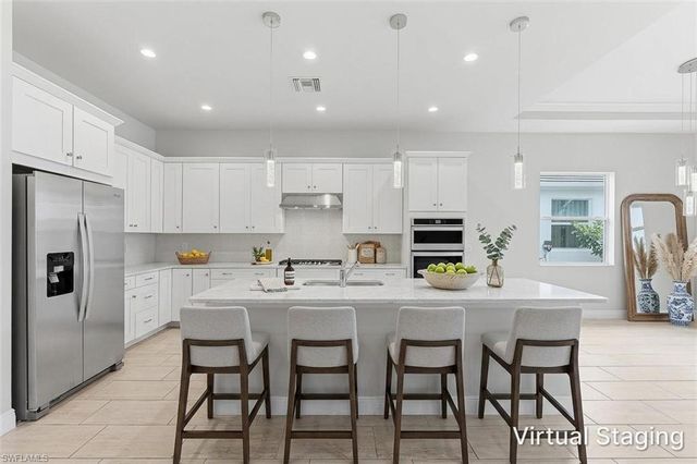 8957 Mustique LN, Naples, FL 34114