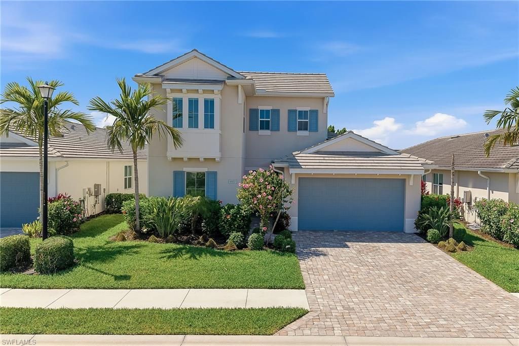 8957 Mustique LN, Naples, FL 34114