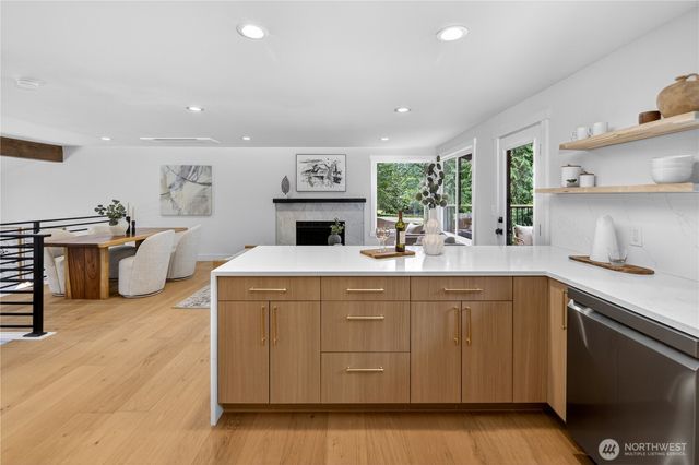 17409 NE 136th Street, Redmond, WA 98052