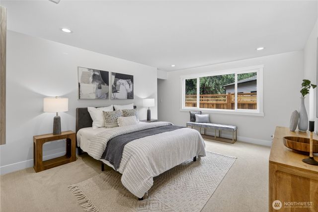 17409 NE 136th Street, Redmond, WA 98052