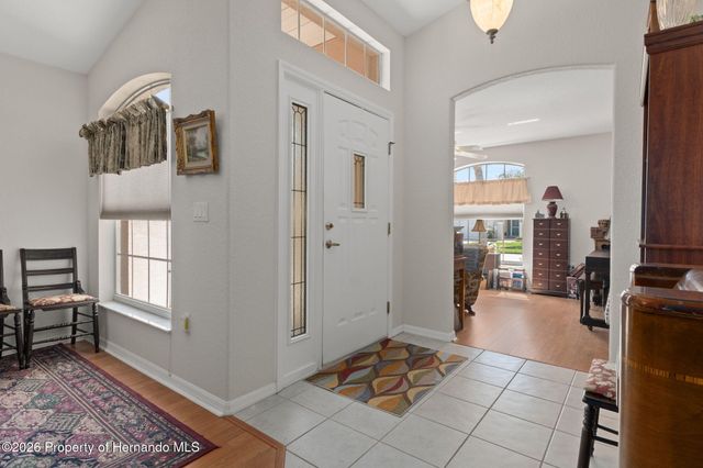 382 Royal Palm Way, Spring Hill, FL 34608