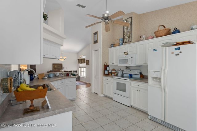 382 Royal Palm Way, Spring Hill, FL 34608