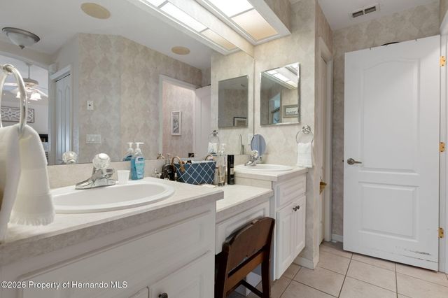 382 Royal Palm Way, Spring Hill, FL 34608