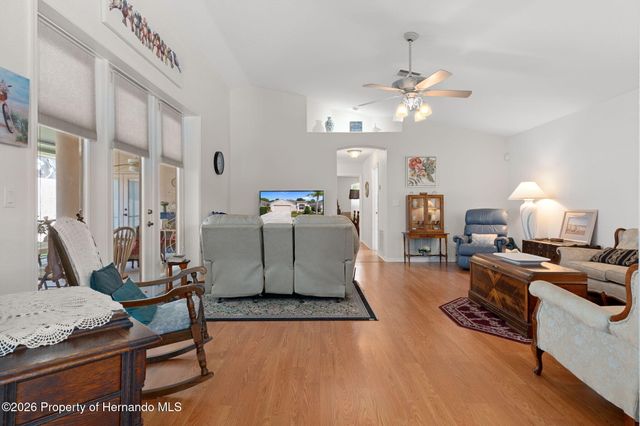 382 Royal Palm Way, Spring Hill, FL 34608