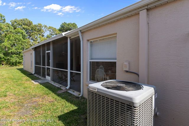 382 Royal Palm Way, Spring Hill, FL 34608