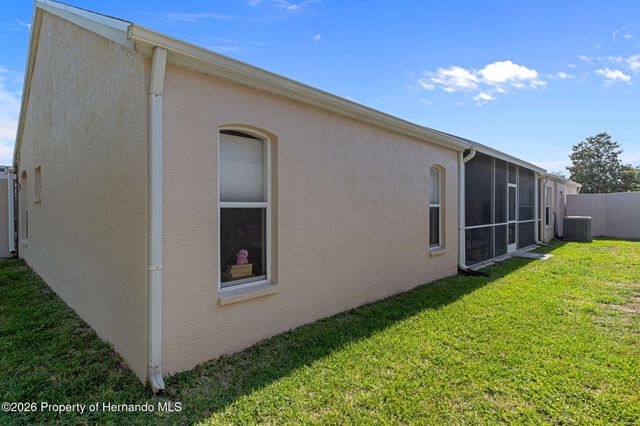 382 Royal Palm Way, Spring Hill, FL 34608