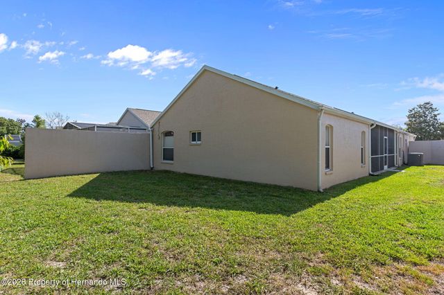 382 Royal Palm Way, Spring Hill, FL 34608