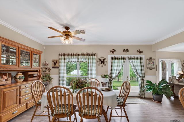 13776 Bayou Terrace Dr, St Amant, LA 70774