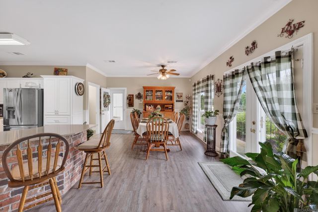 13776 Bayou Terrace Dr, St Amant, LA 70774