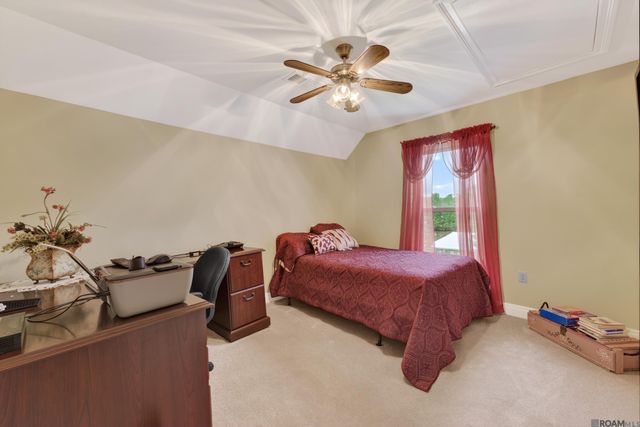 13776 Bayou Terrace Dr, St Amant, LA 70774