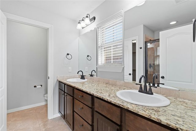 3707 Town Vu Road, Bentonville, AR 72712