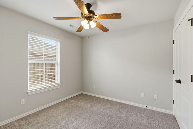 3707 Town Vu Road, Bentonville, AR 72712