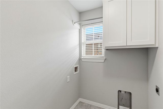 3707 Town Vu Road, Bentonville, AR 72712