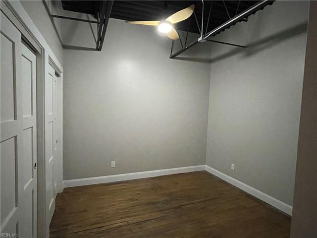 208 23rd St Apt 304, Newport News, VA 23607