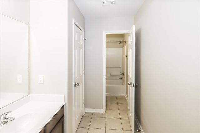 321 Misty Mountain Drive, Fort Worth, TX 76140