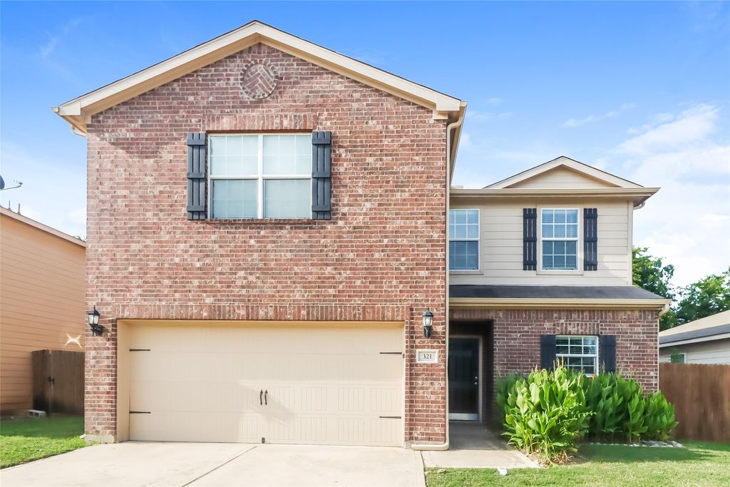 321 Misty Mountain Drive, Fort Worth, TX 76140