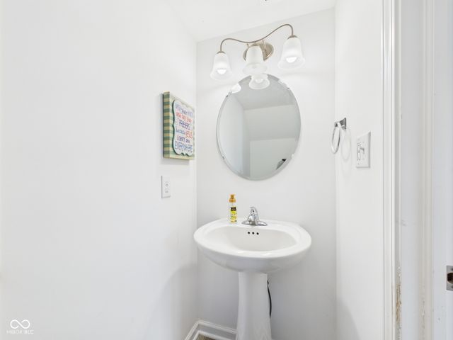 516 Buckthorn Lane, Sheridan, IN 46069