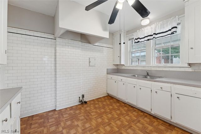 13108 Cedar Road, Cleveland Heights, OH 44118