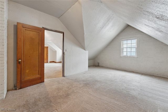 13108 Cedar Road, Cleveland Heights, OH 44118