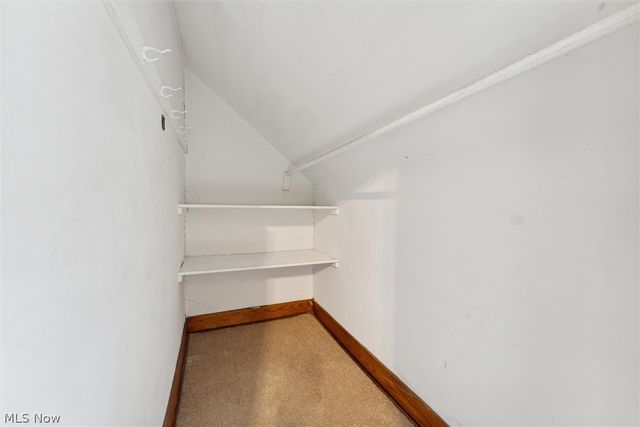 13108 Cedar Road, Cleveland Heights, OH 44118