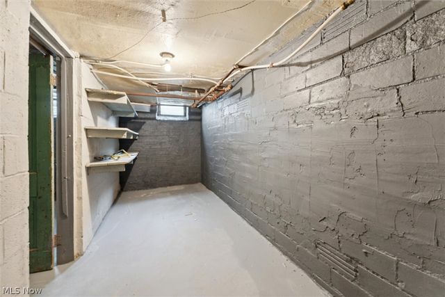 13108 Cedar Road, Cleveland Heights, OH 44118
