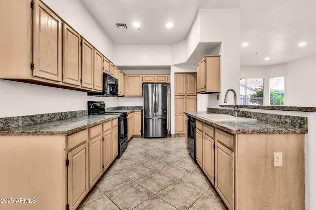 9379 E Windrose Drive, Scottsdale, AZ 85260