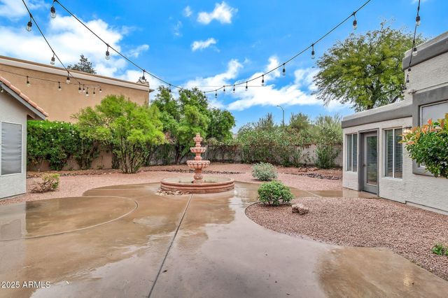 9379 E Windrose Drive, Scottsdale, AZ 85260