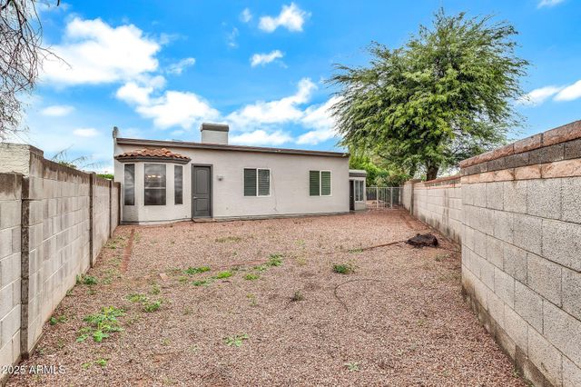 9379 E Windrose Drive, Scottsdale, AZ 85260