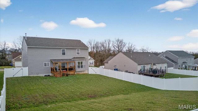 122 Winter Wheat Trail, Pacific, MO 63069