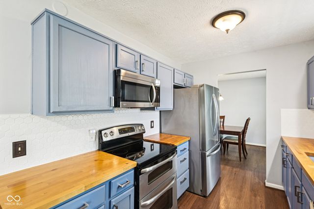 12472 Traverse Place, Fishers, IN 46038