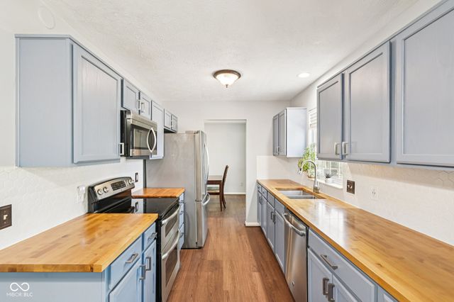 12472 Traverse Place, Fishers, IN 46038