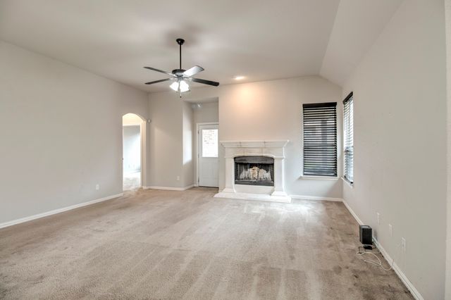 1809 SILVER OAKS, Gainesville, TX 76240