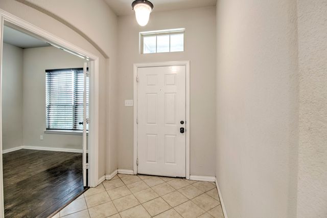 1809 SILVER OAKS, Gainesville, TX 76240