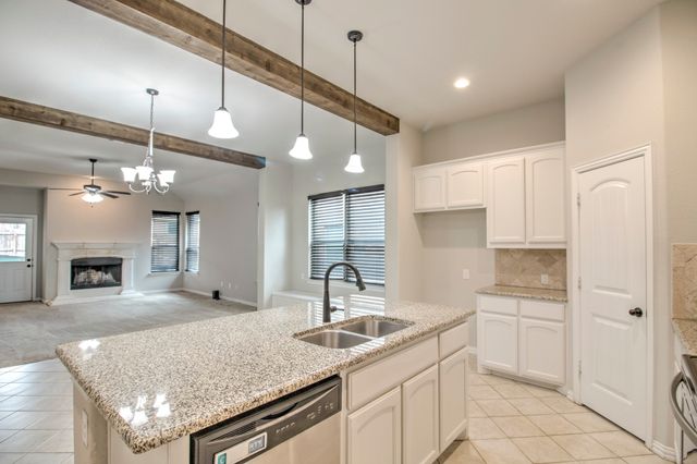 1809 SILVER OAKS, Gainesville, TX 76240