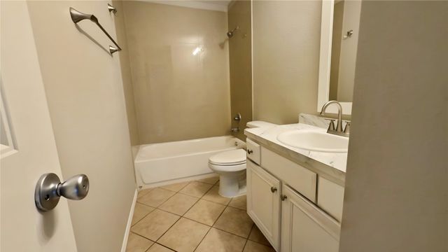 913 Barbara Street, Denton, TX 76209