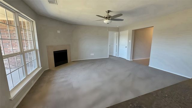 913 Barbara Street, Denton, TX 76209