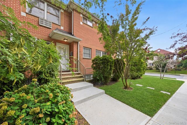 57-03 157th Street A & B, Flushing, NY 11355