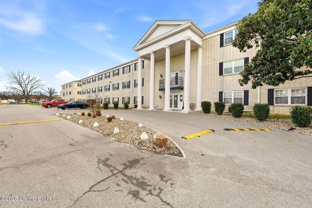 239 El Conquistador Pl, Louisville, KY 40220