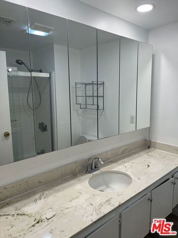 800 W 1st Street 2607, Los Angeles, CA 90012